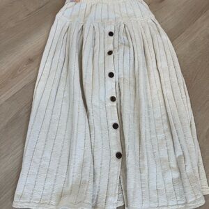 Chic Cream Button-Front A-Line Skirt